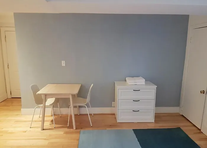 Bright And Spacious Studio Apartment